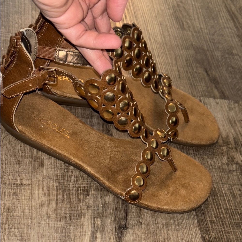 AEROSOLES Brown and Gold Sandals